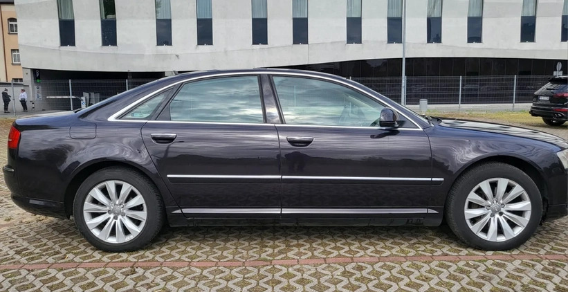 Audi A8 cena 33900 przebieg: 357000, rok produkcji 2009 z Kalisz małe 154